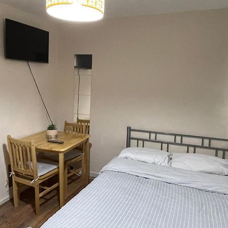 Comfortable Double Room London Eksteriør bilde
