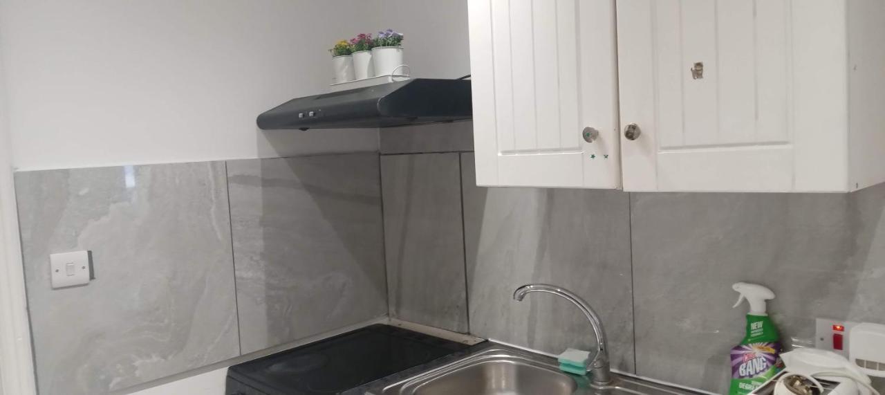 Comfortable Double Room London Eksteriør bilde